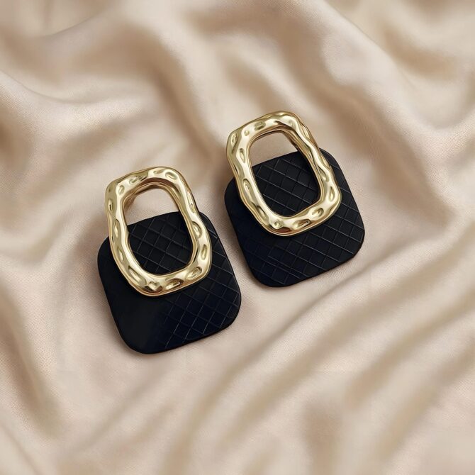 Obsidian Square Earrings